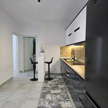 Luxury * דורס